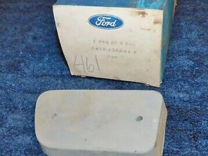 1968 1969 Ford Bronco NOS RH FRONT FENDER SIDE REFLECTOR MARKER MOUNT PAD