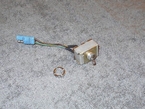1968 Cougar XR7 GT XR7-G GTE ORIG WOOD GRAIN DASH L OR R MAP LIGHT TOGGLE SWITCH