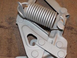 1966-1969 Fairlane Torino GT Ranchero Comet Cyclone Cj ORIG RH FRONT HOOD HINGE