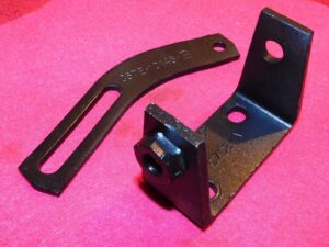 1967 1968 Ford Mustang Falcon Fairlane Bronco 6-CYL 170 200 ALTERNATOR BRACKETS