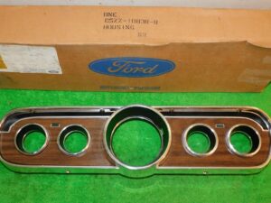 1965 1966 Mustang GT Pony NOS WOOD GRAIN GAUGE INSTRUMENT CLUSTER HOUSING BEZEL