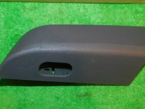 2002-2005 Ford Explorer Mountaineer NOS LH REAR DOOR POWER WINDOW SWITCH HOUSING