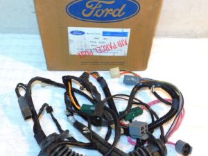 1979-1985 Ford LTD Grand Marquis Station Wagon NOS BACK WINDOW REGULATOR WIRING