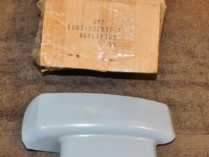1980-1983 Fairmont Sedan Wagon Zephyr NOS REAR BUMPER RH STONE END DEFLECTOR