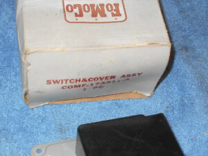 1960 Mercury Monterey Montclair NOS WINDSHIELD WIPER MOTOR GEAR COVER - SWITCH