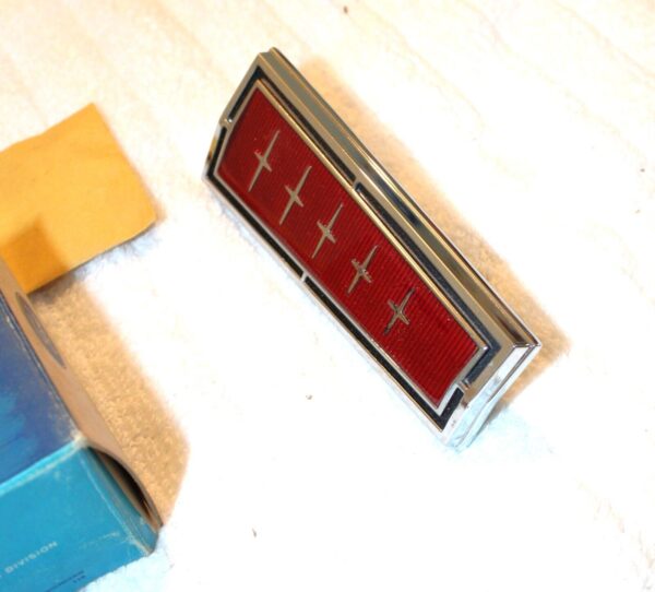 57-2325.jpg 57-2325.jpg