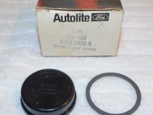 1966-69 Ford F100 Custom Galaxie NOS 240 1V CARBURETOR CHOKE THERMOSTAT HOUSING