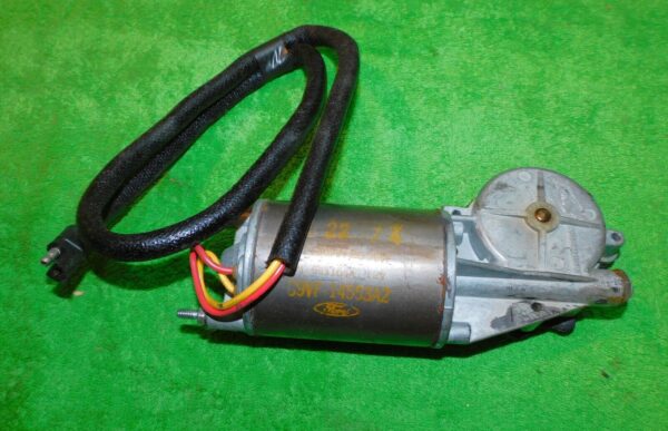 57-3803.jpg 57-3803.jpg