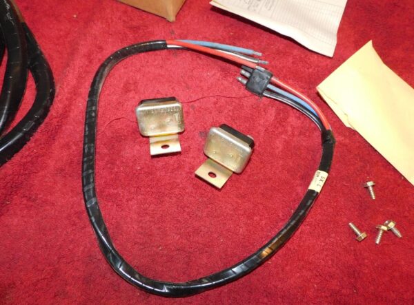 57-3986.jpg 57-3986.jpg
