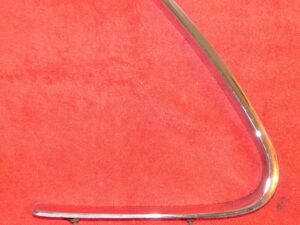 1969 1970 Mustang FASTBACK Mach1 Boss Shelby ORIG LH QUARTER WINDOW TRIM MOLDING