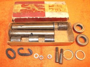 1948-56 Ford F-4 F5 F6 B F C P 500 600 Truck ORIG NOS SPINDLE BOLT & BUSHING KIT
