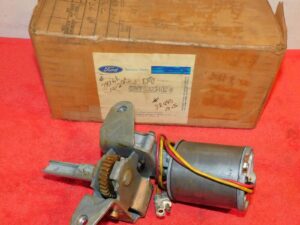 1968 1969 Lincoln Continental NOS RH POWER DOOR VENT WINDOW REGULATOR - MOTOR
