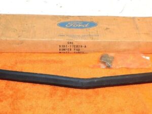 1973 Ford Maverick Grabber Comet Gt NOS FRONT BUMPER CTR HORIZONTAL MOULDING PAD