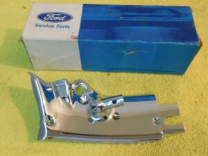 1964 1965 1966 Mustang GT Convertible NOS LH CONVERTIBLE TOP VISOR ARM BRACKET