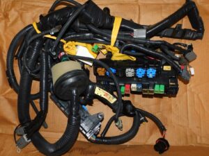 1997 Mercury Villager NOS ENGINE - HEADLAMP WIRING HARNESS LOOM ASSEMBLY
