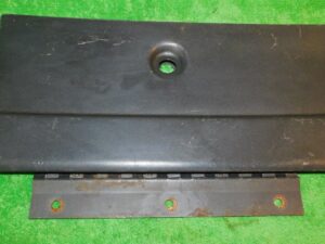 1971 1972 1973 Mustang Fastback Boss Coupe Convert ORIG GLOVE BOX DOOR w/ HINGE