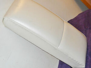 1968 1969 Thunderbird 2Door Hardtop ORIG PEARL WHITE REAR SEAT UPPER CENTER PAD