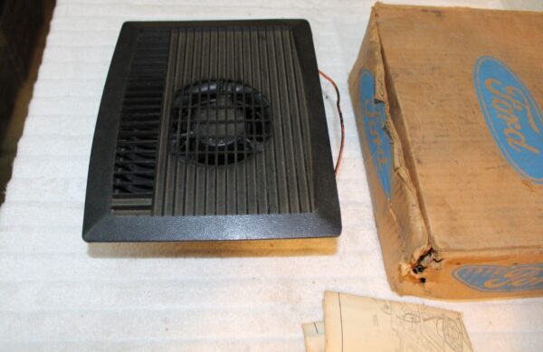 57-402.jpg 57-402.jpg