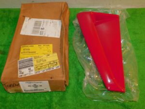 1999-04 Ford Mustang Coupe Convertible NOS RH QUARTER PANEL SIDE SCOOP Torch Red