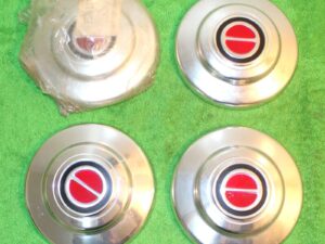 1985-1990 Ford Ranger 2WD Aerostar NOS SET of 4 WHEEL CENTER HUB CAPS 7 1/2"