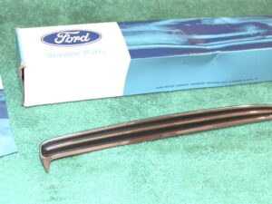 1968 Mustang Fastback Coupe GT Convertible NOS LH QUARTER PANEL BEZEL ORNAMENT