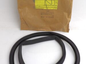 1964 1/2 1965 1966 Mustang GT Cp NOS COUPE LH ROOF SIDE RAIL WEATHERSTRIP SEAL