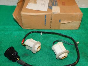 1984 1985 1986 1987 Ford Bronco II NOS REAR TAIL LAMP CONNECTOR WIRING ASSEMBLY