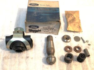 1961-1972 Ford HD Truck NOS POWER STEERING CONTROL VALVE BALL STUD REPAIR KIT
