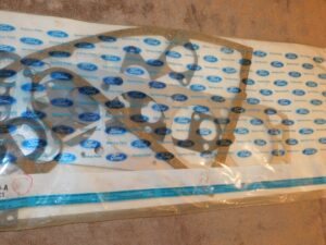 1974-1984 Ford Mustang Pinto Mercury Capri NOS 4-CYL 2.3L VALVE GRIND GASKET SET
