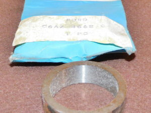 64-73 Ford Mustang Mercury NOS 31 SPLINE 9" REAR AXLE PINION .488 SPACER Daytona