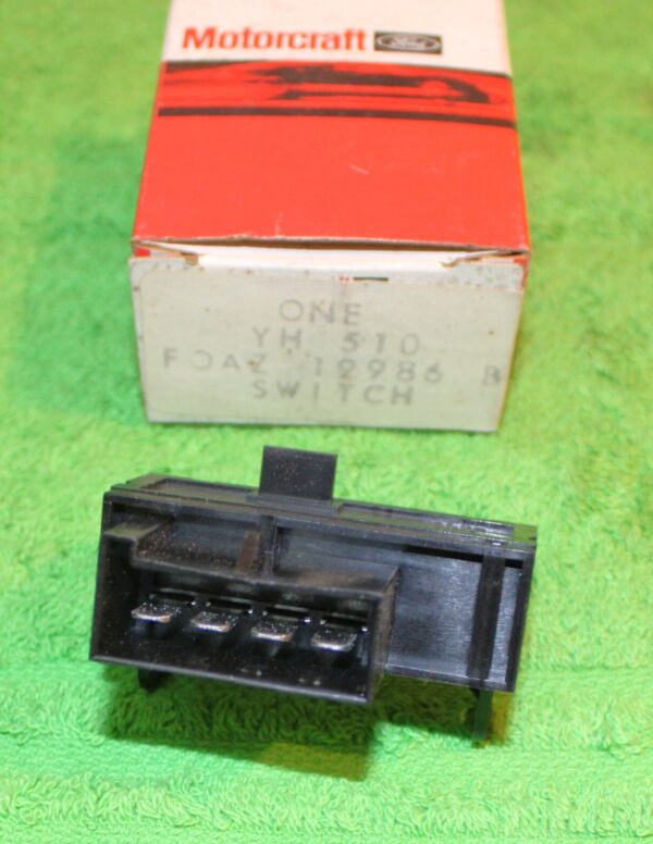 57-1687.jpg 57-1687.jpg