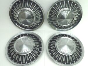 1967 1969 Ford Thunderbird Hardtop Sedan Landau ORIG HUB CAP WHEEL COVERS SET