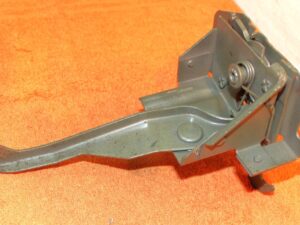 1969 Mustang Fastback Coupe Convertible Mach 1 Boss Shelby ORIG FRONT HOOD LATCH