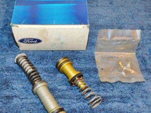 73-75 Galaxie LTD Thunderbird Monterey NOS POWER DISC BRAKE MASTER CYLINDER KIT