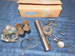1970-79 Ford C F L 600 800 900 Truck ORIG NOS SPINDLE BOLT & BUSHING KIT 9M Axle