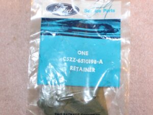 1964.5 1965 1966 Mustang Coupe GT Convertible NOS ROCKER PANEL MOLDING RETAINER