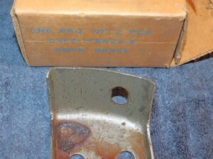 1974 1975 Ford Pinto Mercury Bobcat NOS FRONT BUMPER RH END SUPPORT BRACE