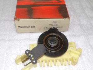 1975-78 Mustang II 75-76 Torino Montego Cougar NOS A/C DAMPER DOOR SWITCH VALVE