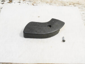 1968 1969 1970 Mustang GT Mach1 Boss Shelby Cougar Xr7 RH BLACK SEAT HINGE COVER