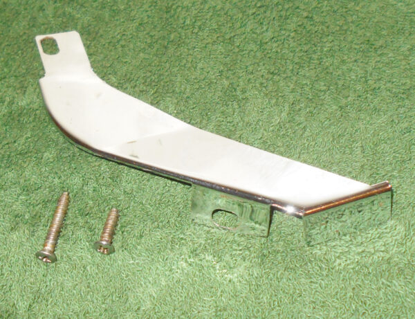 57-3018.jpg