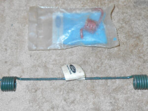 1966 1967 Ford F100 F250 F350 NOS 12x3 BRAKE SHOE HOLD DOWN RETRACTING SPRINGS