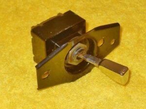 1964 1965 1966 Thunderbird Hardtop Town Landau ORIG REAR VENT CONSOLE VAC SWITCH