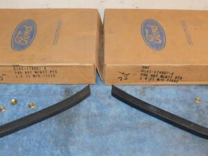 1971 Ford Custom Galaxie 500 LTD Brougham NOS REAR BUMPER GUARD PADS