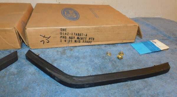 57-323.jpg 57-323.jpg