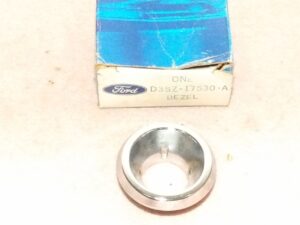 1973 Thunderbird Mark IV 73-79 Lincoln Continental NOS RH REMOTE MIRROR BEZEL