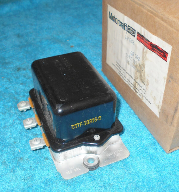 57-3524.jpg 57-3524.jpg