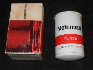 1971 1972 Ford Pinto NOS MOTORCRAFT 4 cylinder 98 ci OIL FILTER FL-13-A