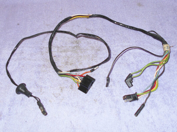 57-3716.jpg 57-3716.jpg