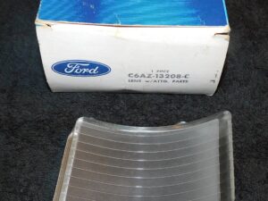 1966 Ford Galaxie 500XL LTD Country Squire NOS RH GRILLE PARKING LAMP LENS