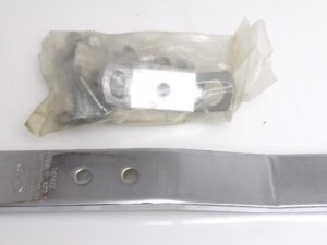 1970 1971 1972 1973 Ford Mercury Capri 2-Door Coupe NOS TRAILER TOWING HITCH KIT